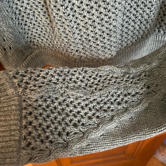 Lululemon Be Present Pullover Top - Picture 3 of 4